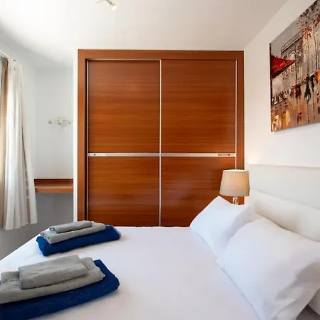 Casa Leize Piscina Climatizada, Vistas&ac 10 Minutes Walk From Marina Rubicón Сasa de vacaciones *