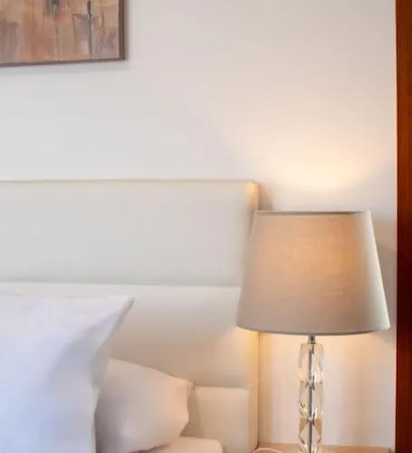 Casa Leize Piscina Climatizada, Vistas & Ac 10 Minutes Walk From Marina Rubicon Playa Blanca (Lanzarote)