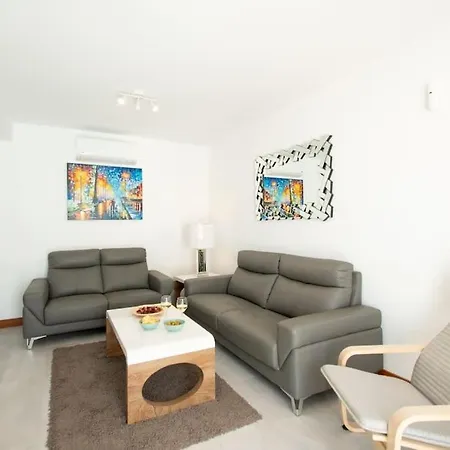 펜션 Casa Leize Piscina Climatizada, Vistas & Ac 10 Minutes Walk From Marina Rubicon *